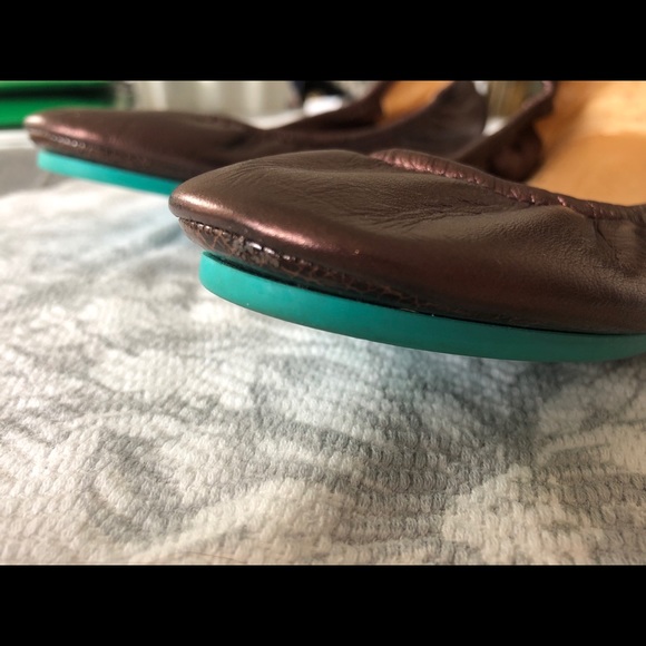 Limited ed. Raspberry Truffle Tieks by Gavrieli - Picture 8 of 11